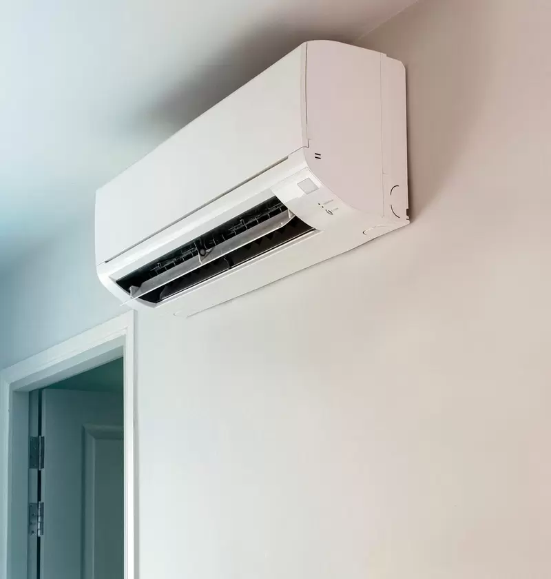 Unidad split de aire acondicionado donde se instala el Mini Ductworx